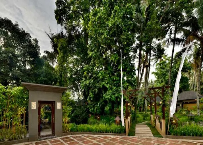 Gino Feruci By Kagum Ubud (Bali)